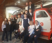 Юные пожарные Кронштадта посетили пожарно-техническую выставку