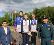 В Череповце завершились областные соревнования по пожарно-спасательному спорту среди юношей и девушек